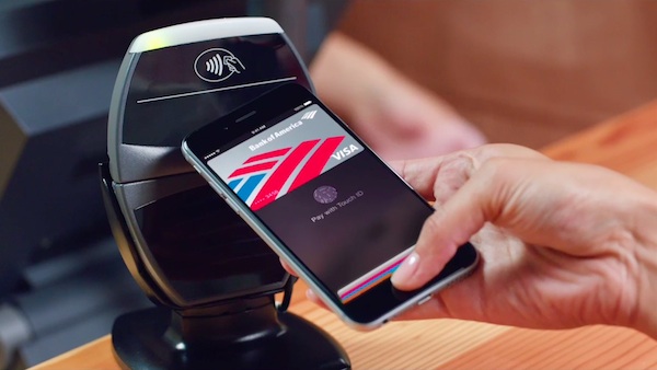 Apple skulle förhandla med brittiska banker om att erbjuda Apple Pay under första halvåret 2015