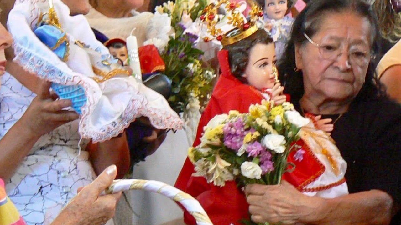 vestidos de niño dios y su significado